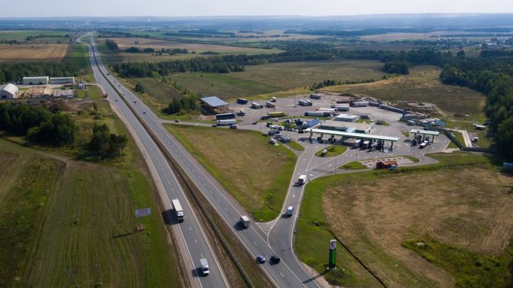 На скоростном маршруте из Санкт-Петербурга в Казань открыли две новые многофункциональные зоны сервиса
