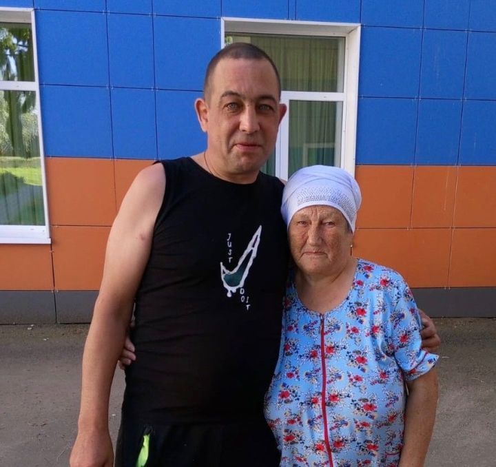 Лаеш районында яшәүчеләрне бәйрәм белән котладылар