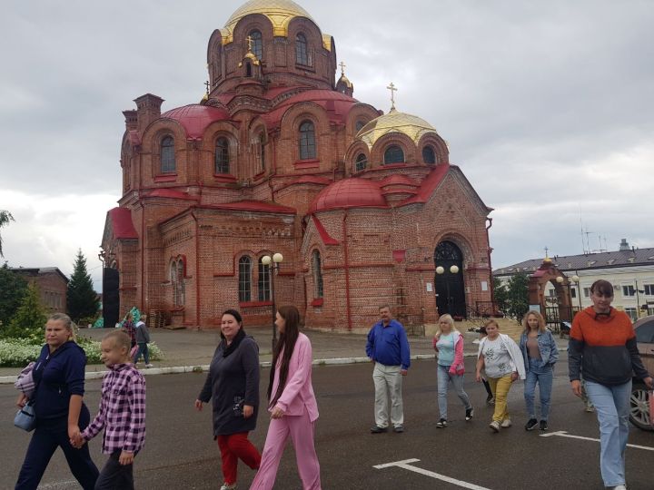 Экскурсанты под впечатлением от гостеприимства Лаишевского края