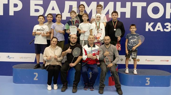 Бадминтонисты Лаишевского района приняли участие в республиканском семейном турнире