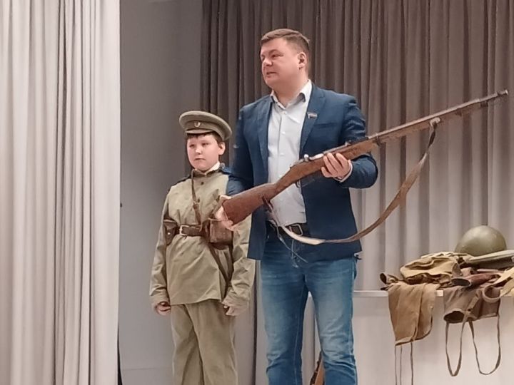 Депутат Госсовета Тимур Камалетдинов рассказал об истории военной формы