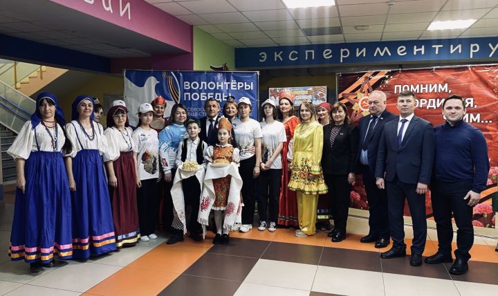 В Нармонском сельском поселении Лаишевского района прошла встреча главы района Ильдуса Зарипова с жителями