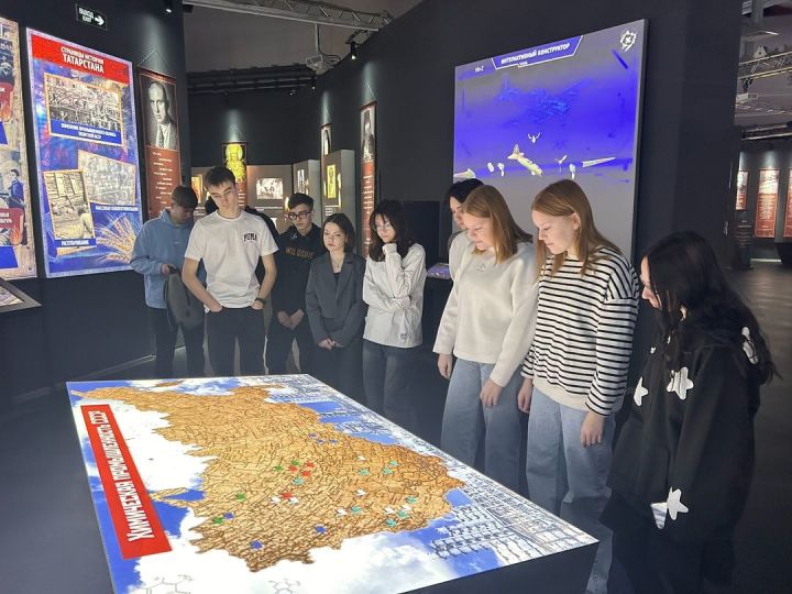 Лаишевские гимназисты окунулись в интерактивную историю России