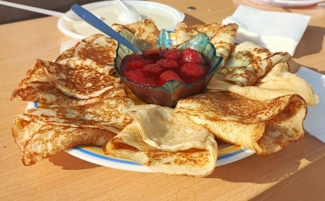 В Лаишевском техникуме отметили веселую Масленицу