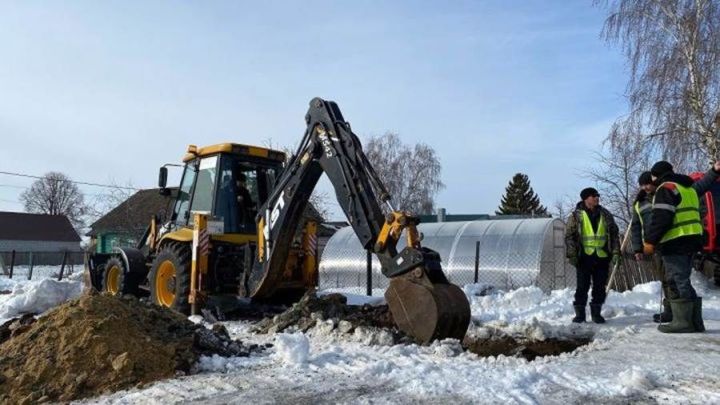 Лаеш урамнарында суүткәргеч торбаларны алыштыралар