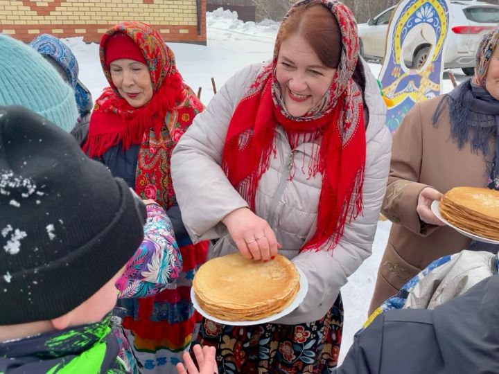 Широкая наша Масленица в селе Рождествено