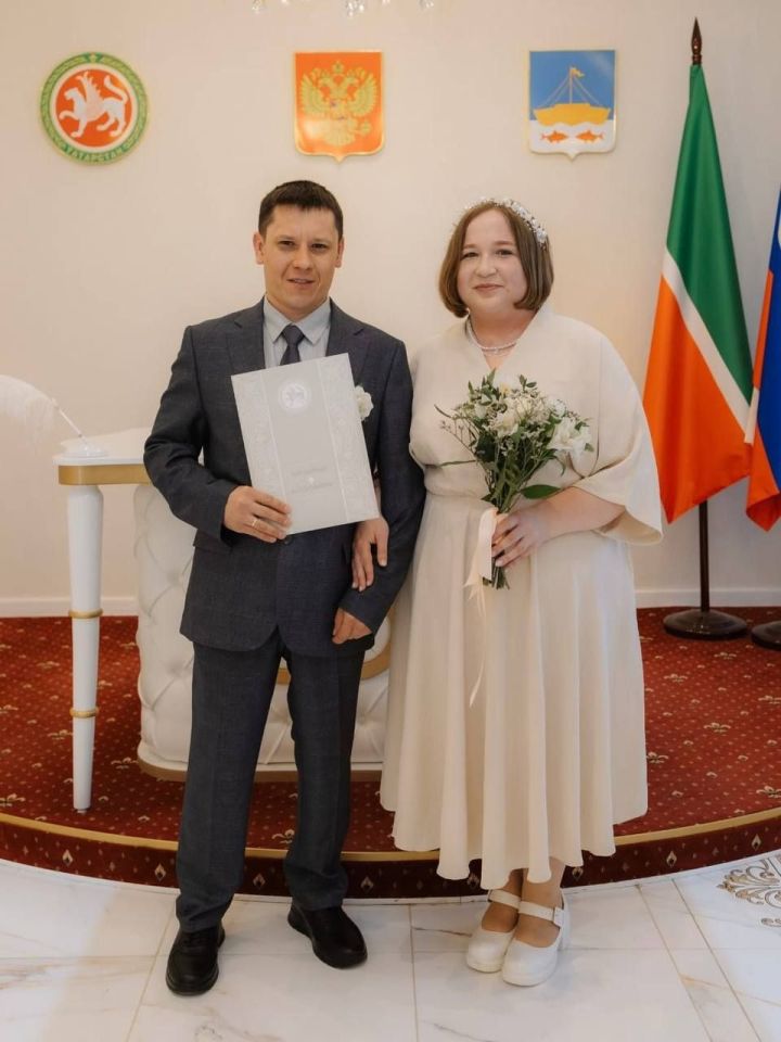 В Лаишеве восемь пар поженились в зеркальную дату