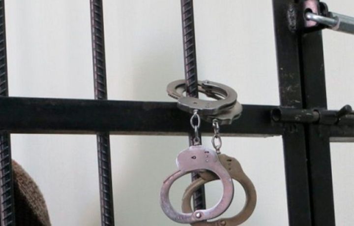 Транспортные полицейские задержали пенсионера, укравшего смартфон у подростка
