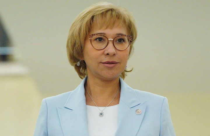 Жители Татарстана могут задать вопросы министру труда РТ Эльмире Зариповой