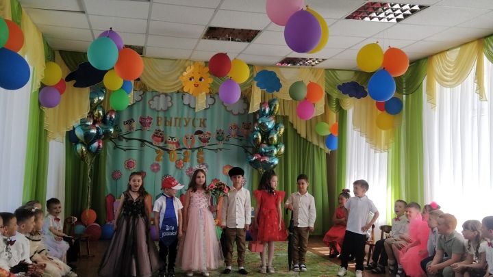 В детском саду «Берёзка» прошел выпускной бал