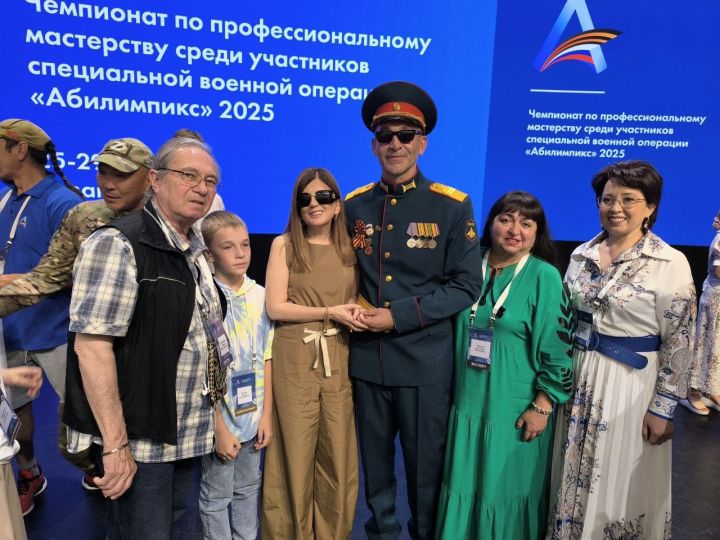 От боя к сцене: ветеран СВО Александр Антонов на чемпионате «Абилимпикс»