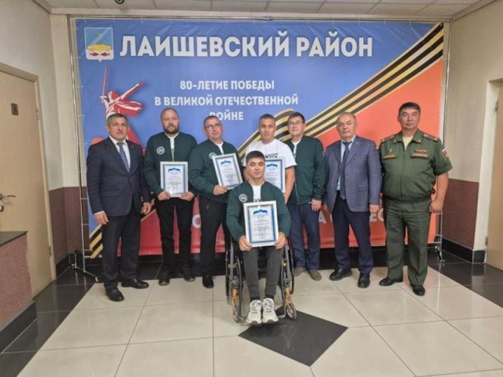 Район башлыгы Абилимпикс һөнәри осталык чемпионатында катнашучылар белән очрашты