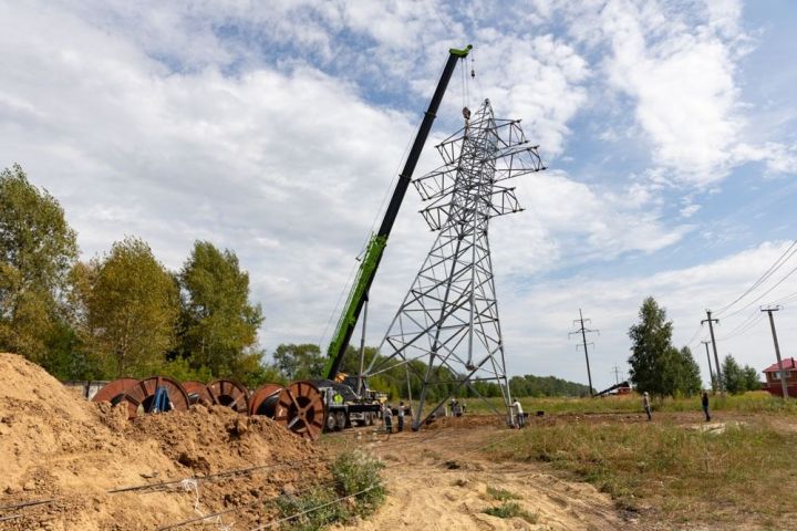 В Лаишевском районе проводится переустройство воздушной линии 110 кВ «Центральная – Аэропорт»