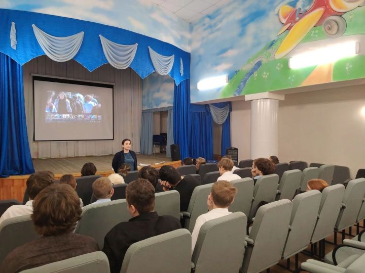 В Лаишевской школе-интернате обсудили профилактику вредных привычек