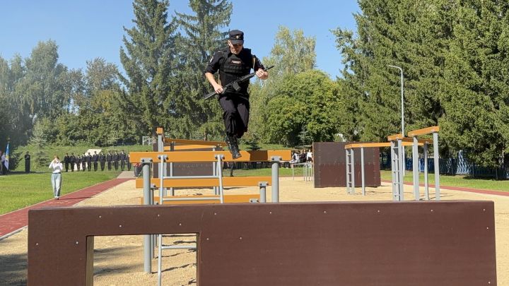 Глава Лаишевского района Ильдус Зарипов открыл полосу препятствий