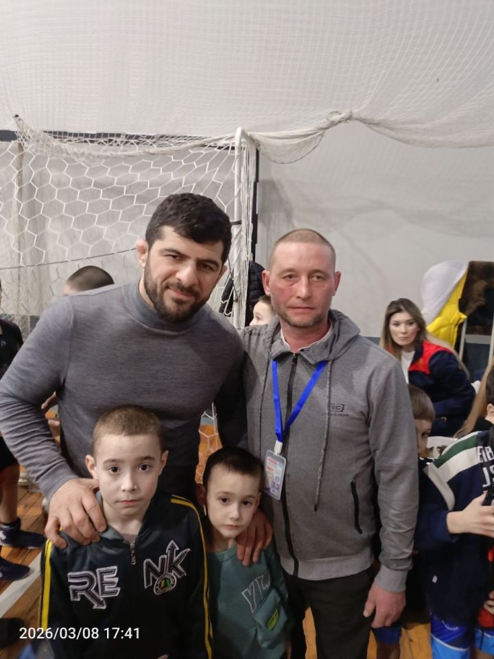 Братья Гариповы поднялись на пьедестал турнира памяти Сайтиева