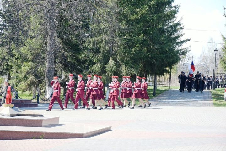 Репетиции парада Победы в Лаишево продолжаются