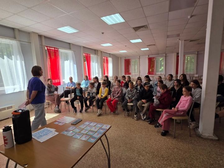 Лаишевские подростки учатся быть наставниками