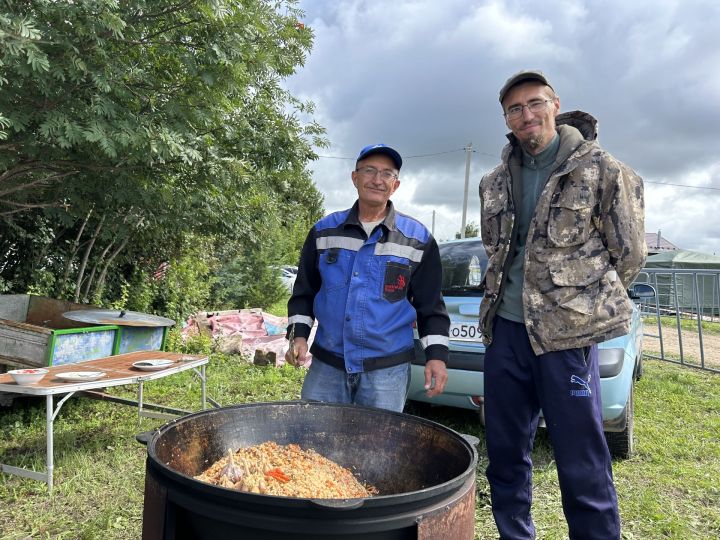 «Держись в Державино!»: первый день бэкъярда в нашем районе