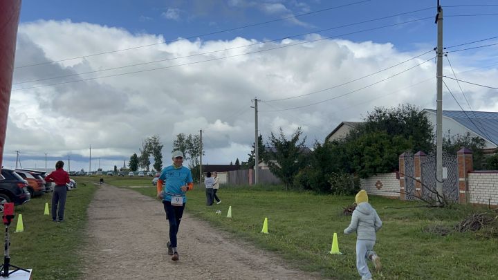 «Держись в Державино!»: первый день бэкъярда в нашем районе
