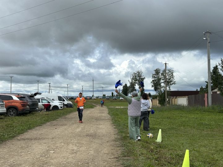 «Держись в Державино!»: первый день бэкъярда в нашем районе