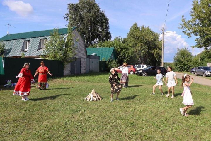 Тетеево авылы халкы престол бәйрәмен гөрләтте