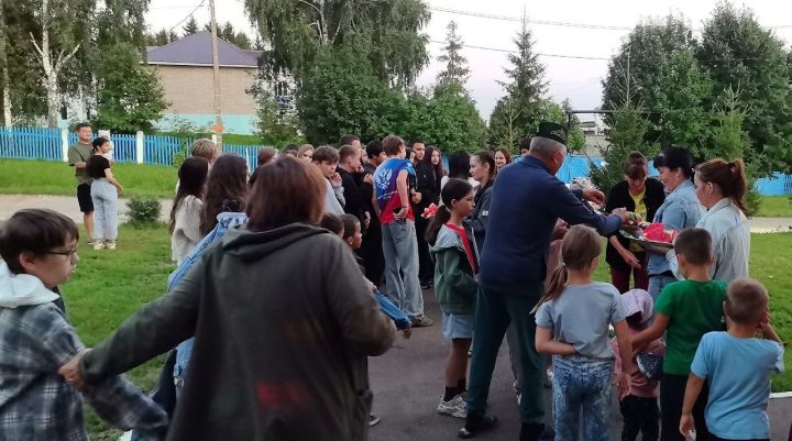 Татар Янтыгы авылы халкы җәй тәмен тойды