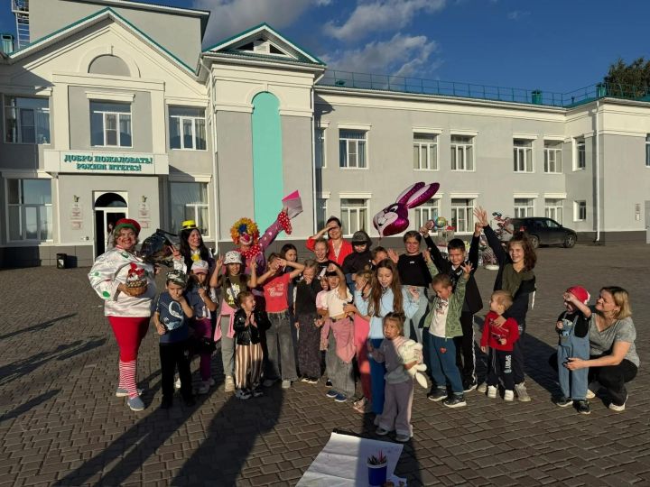 Нескучный старт: как в Никольском СДК зарядили школьников энергией перед учебным годом