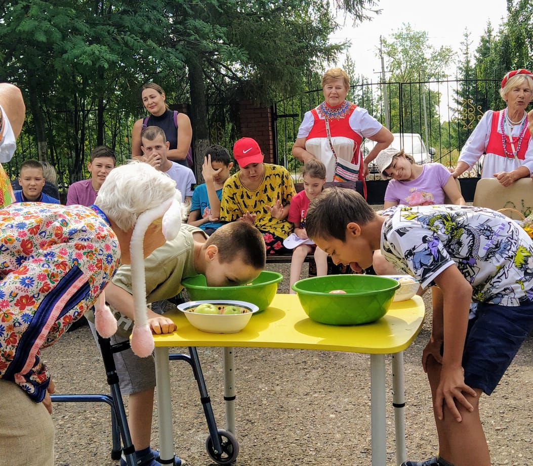 Августовский спас праздник