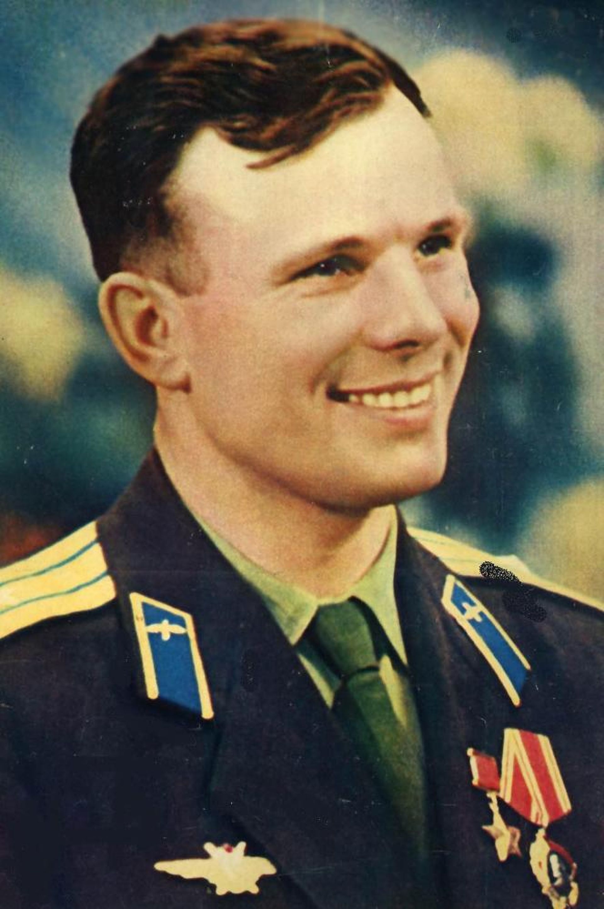90 лет гагарину когда. Ю А Гагарин. Летчики космонавты СССР Гагарин. Юрин Гагарин.
