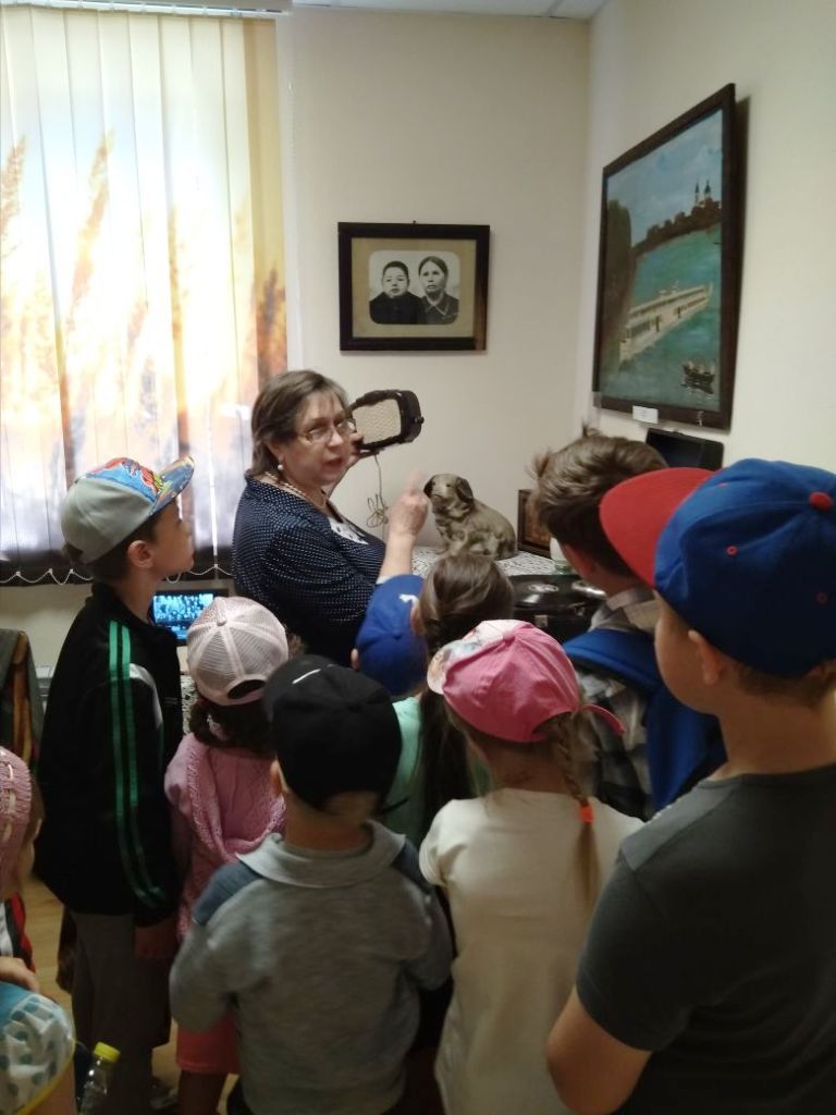 Школьники совершили экскурсию по музею Боевой Славы