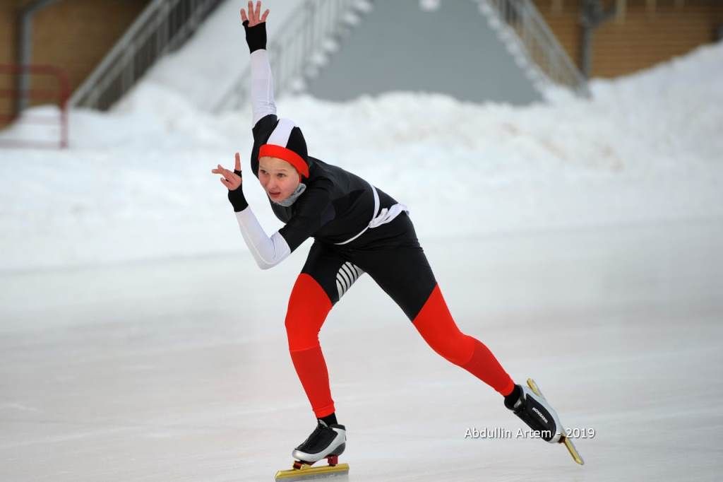Лаишевские конькобежцы продолжают завоевывать медали