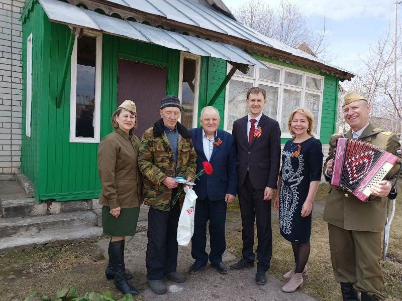 В Габишево поздравляют ветеранов войны и труда с Днем Победы