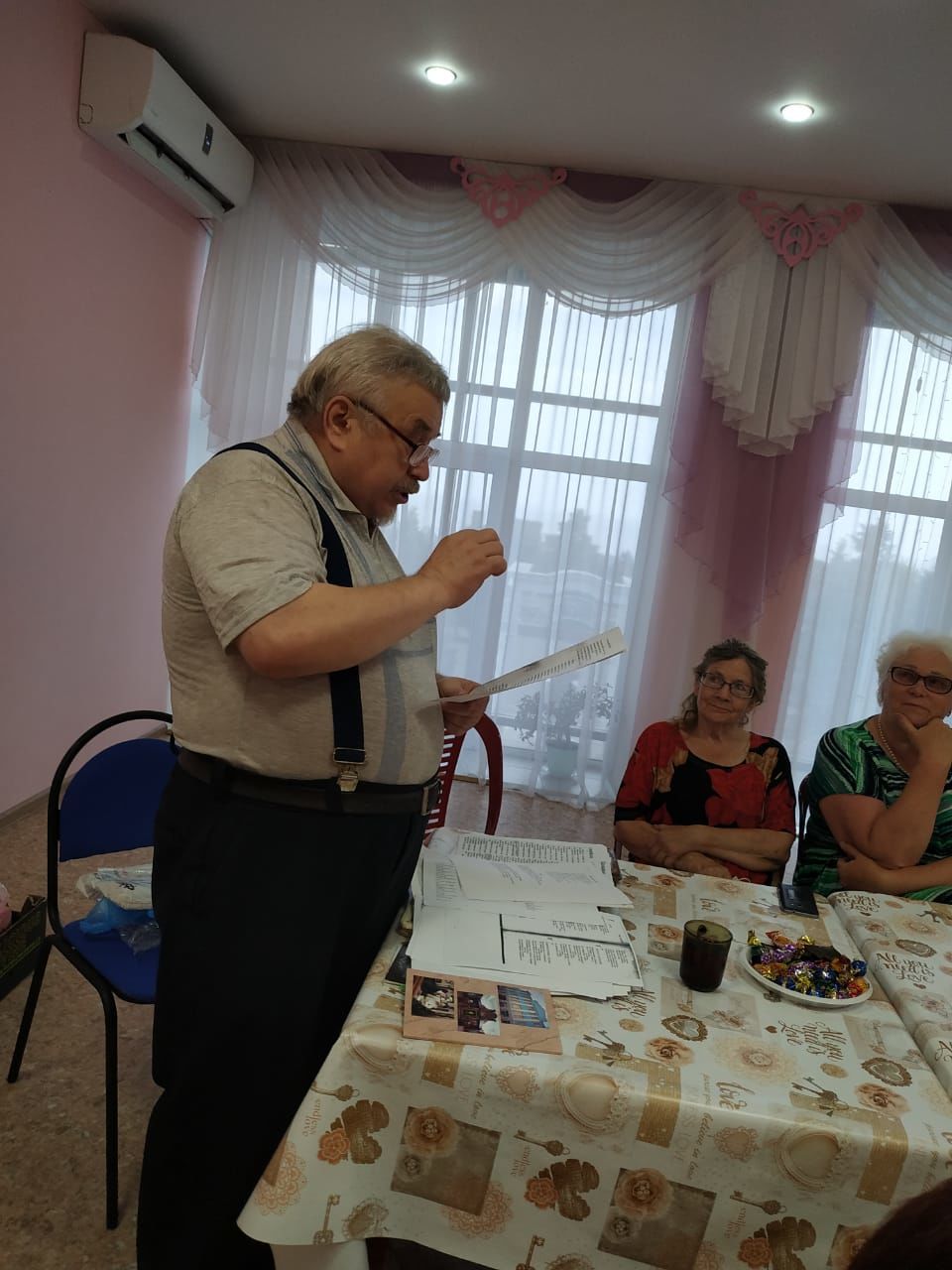 Казанский поэт и журналист встретился с лаишевскими любителями поэзии