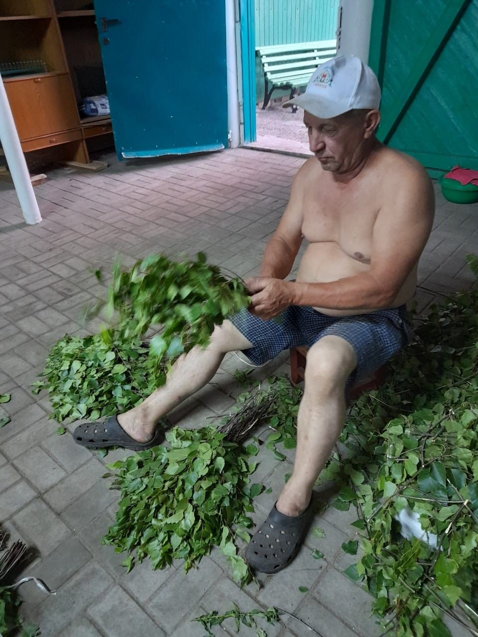 В Лаишевском районе готовят сани летом