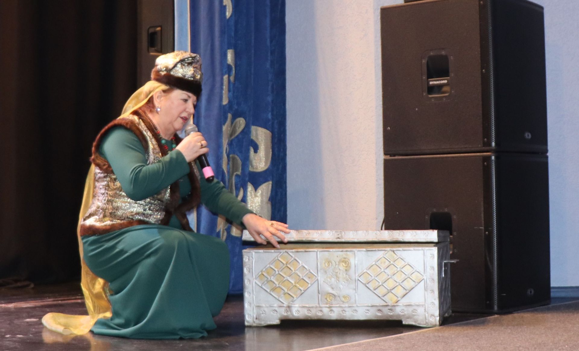 Фольклорный ансамбль из Лаишево «Алчэчэк» выступил с программой «Бабушкин сундук»