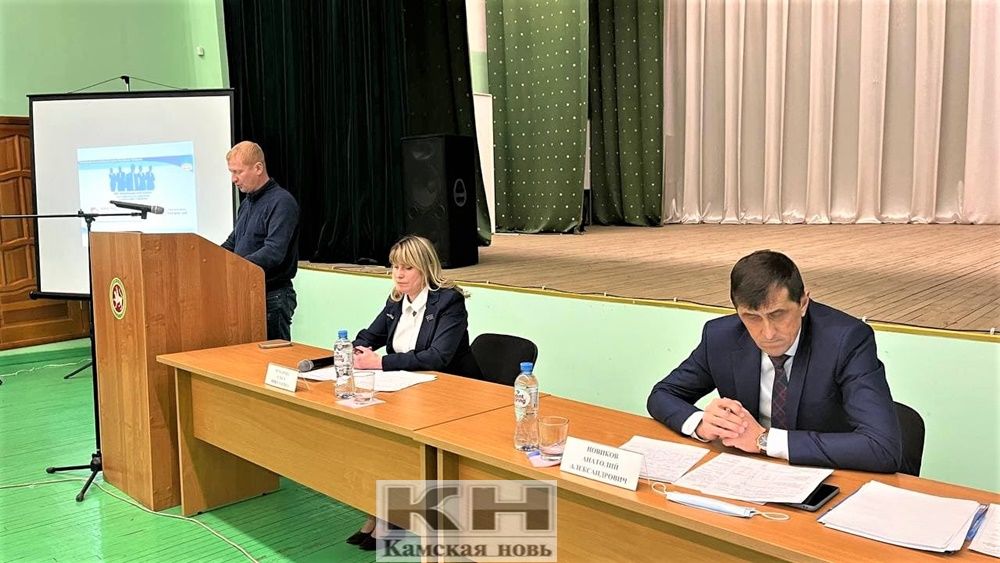 Достижения и проблемы обсудили жители Среднедевятовского сельского поселения