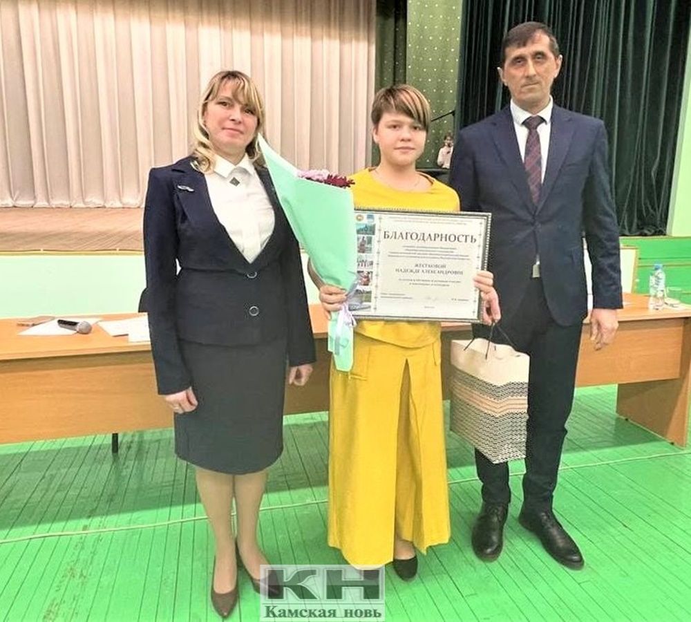 На сходе граждан в Среднедевятовском сельском поселении награждали самых активных сельчан