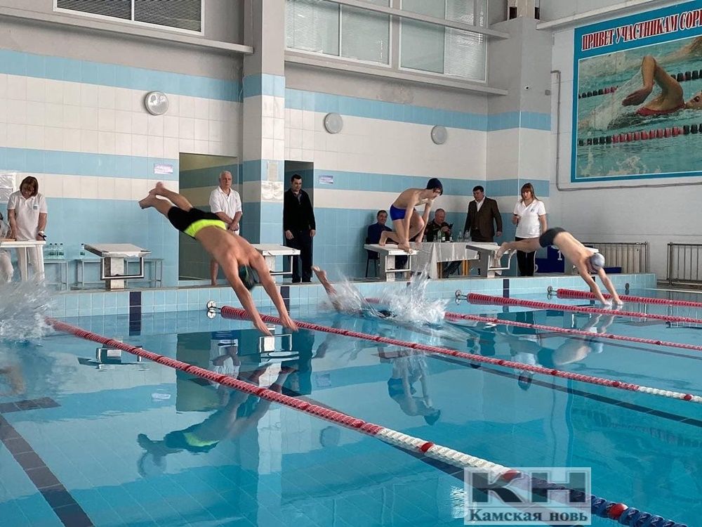 Будущие призывники Лаишевского района приняли участие в соревновательном заплыве