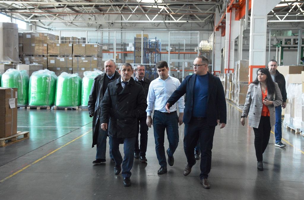 Глава Лаишевского района совершил рабочую поездку по промышленным предприятиям Столбищенского сельского поселения