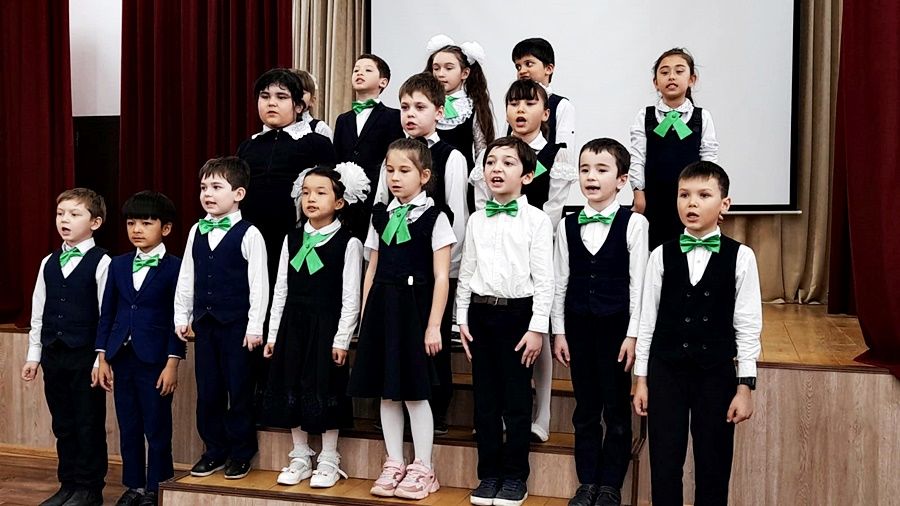 Сокуровские ученики «Битву хоров» посвятили Дню Победы