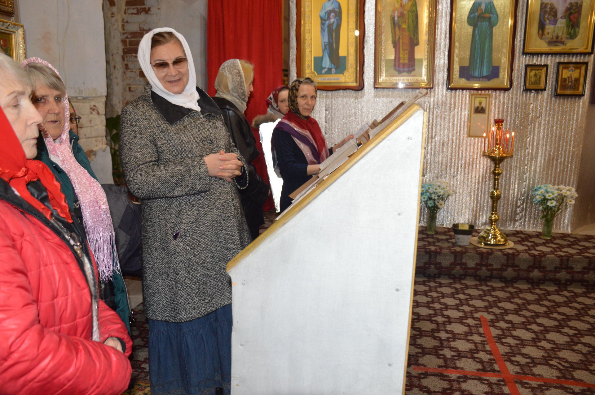 В Софийском соборе г. Лаишево прошло пасхальное богослужение