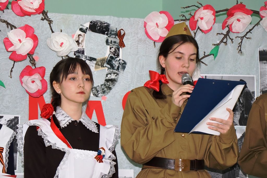 Фестиваль военной песни ко Дню Победы в шестой раз провели в Лаишевской школе №3