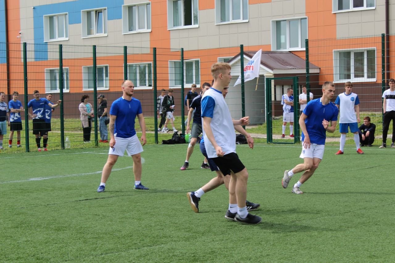 В Лаишево прошел турнир по мини-футболу на кубок "Молодой гвардии"