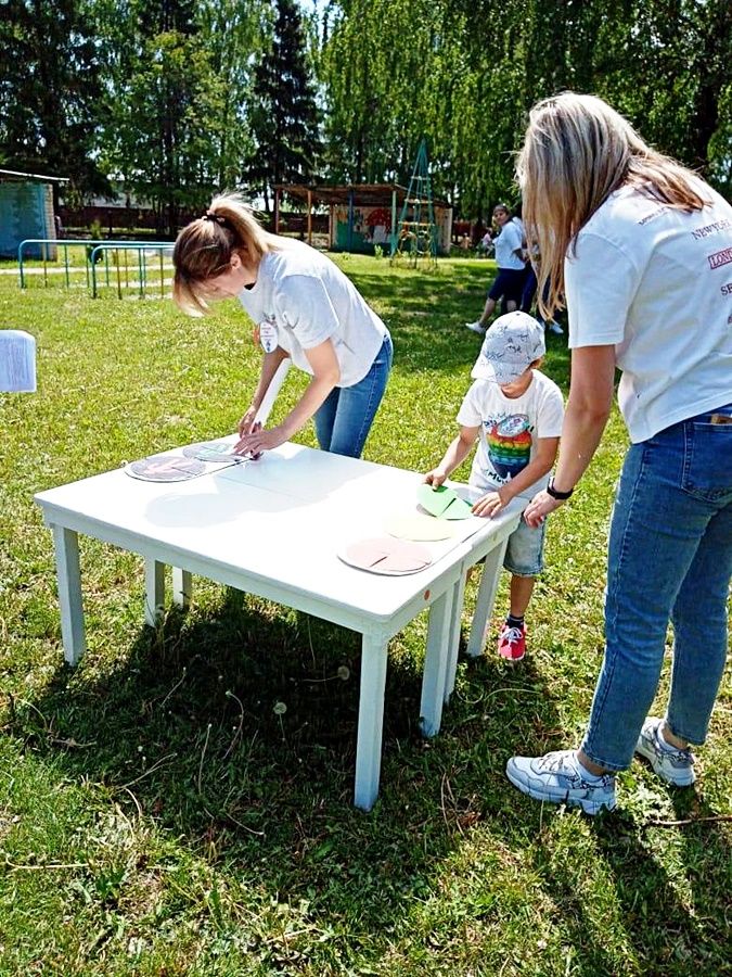 Родителей и детей Габишево учили Правилам безопасного поведения на дороге