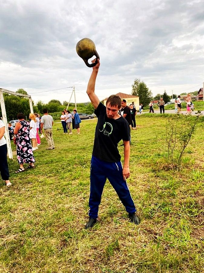 В Чирпах в День села провели парад мотоблоков