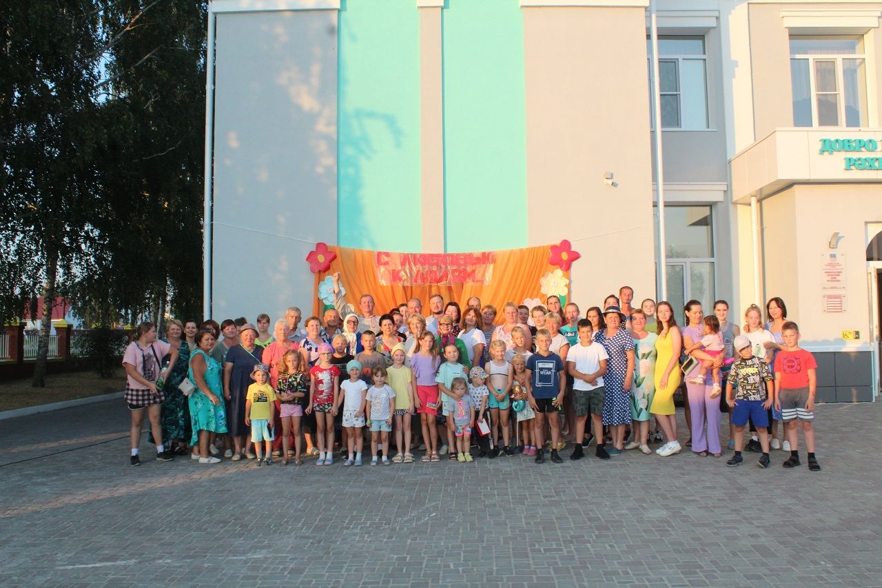 В Никольском Лаишевского района День села отметили презентацией книги и концертом
