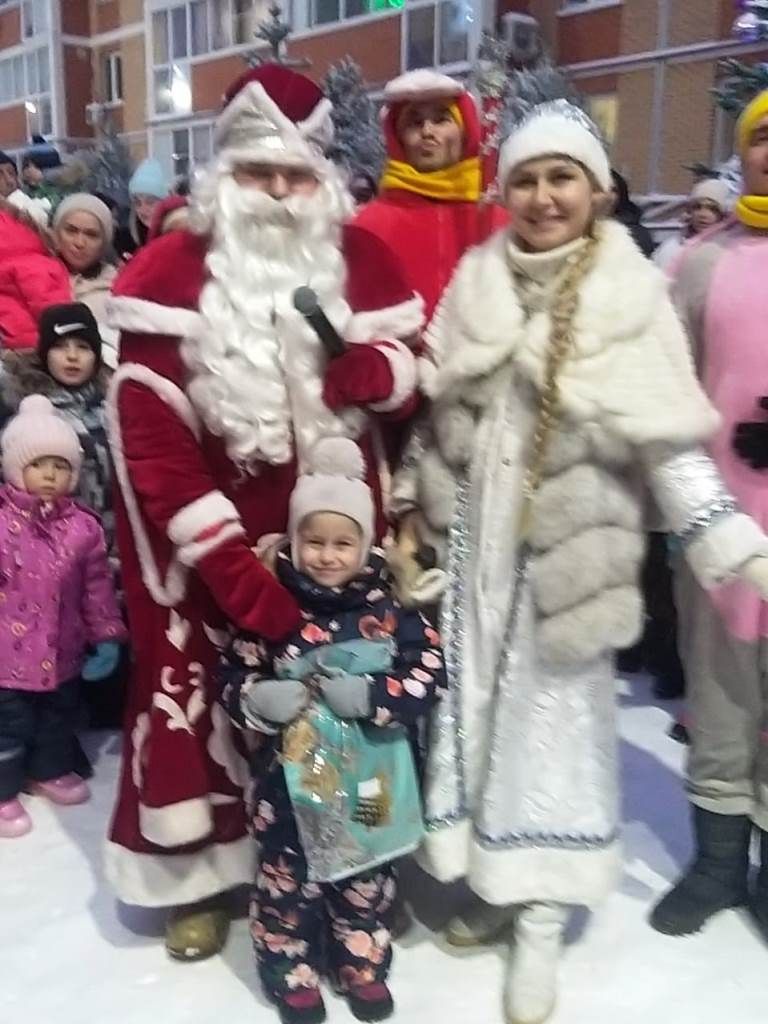 В Усадах Лаишевского района Дедушка Мороз и «ДомСервис» организовали новогодний праздник