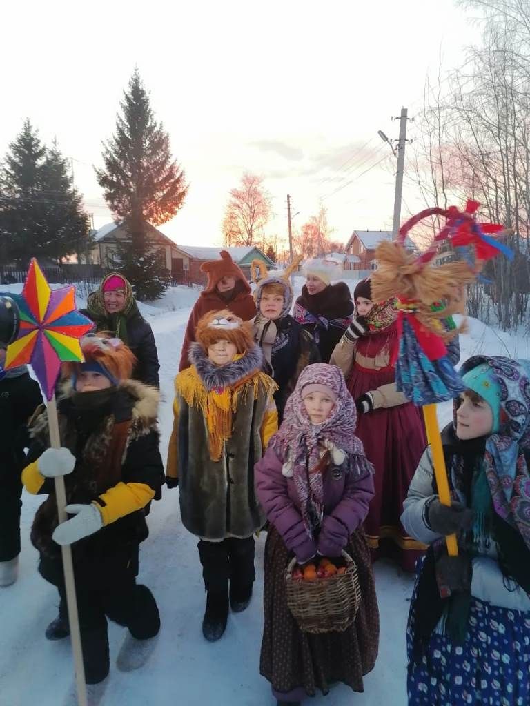 Как в Татарстане в селе Никольское колядки проходят