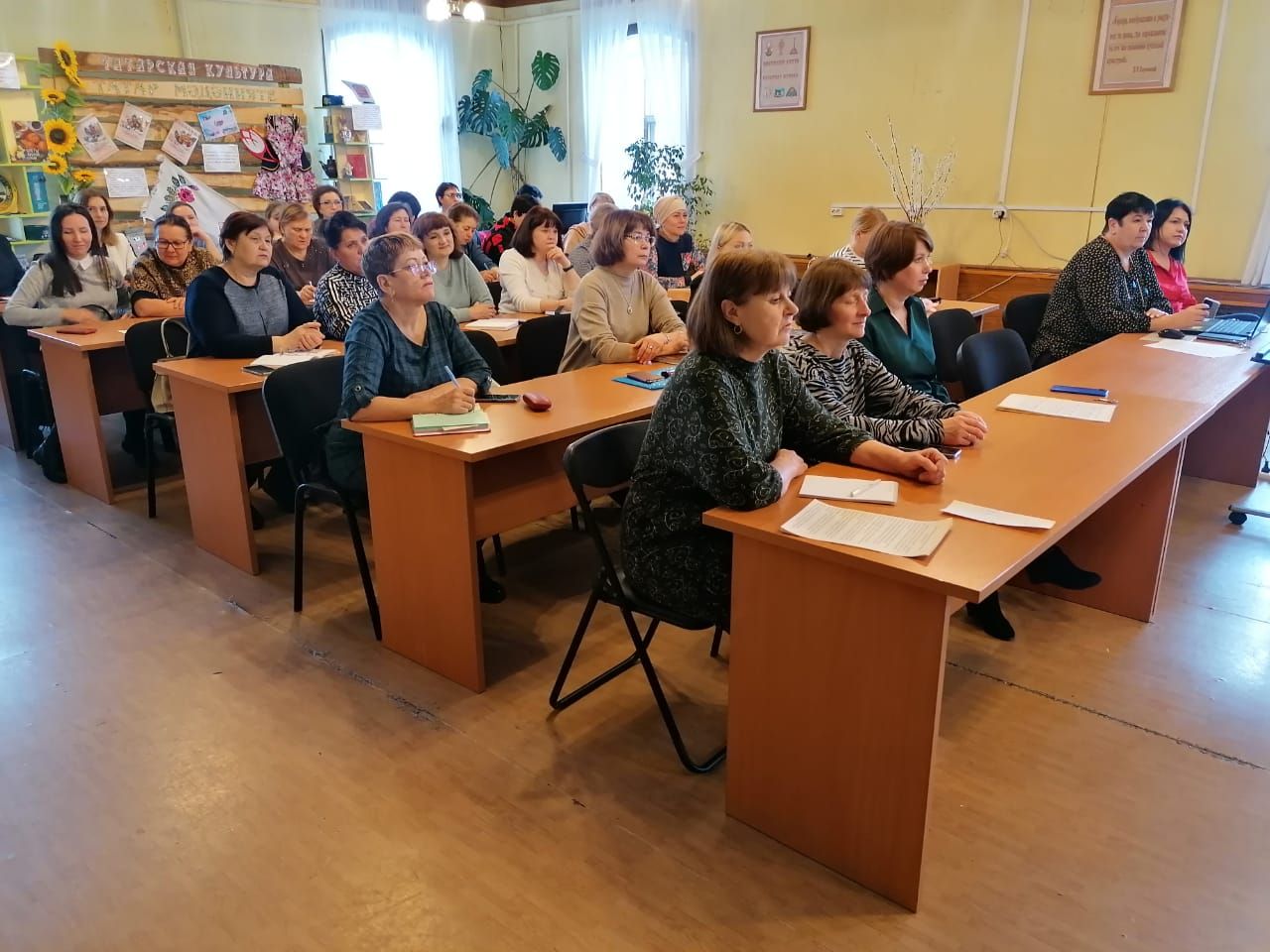 День селфи отметили библиотекари Лаишевского района